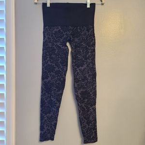 Soma Slimming Legging Lace Tapestry Black Size Small